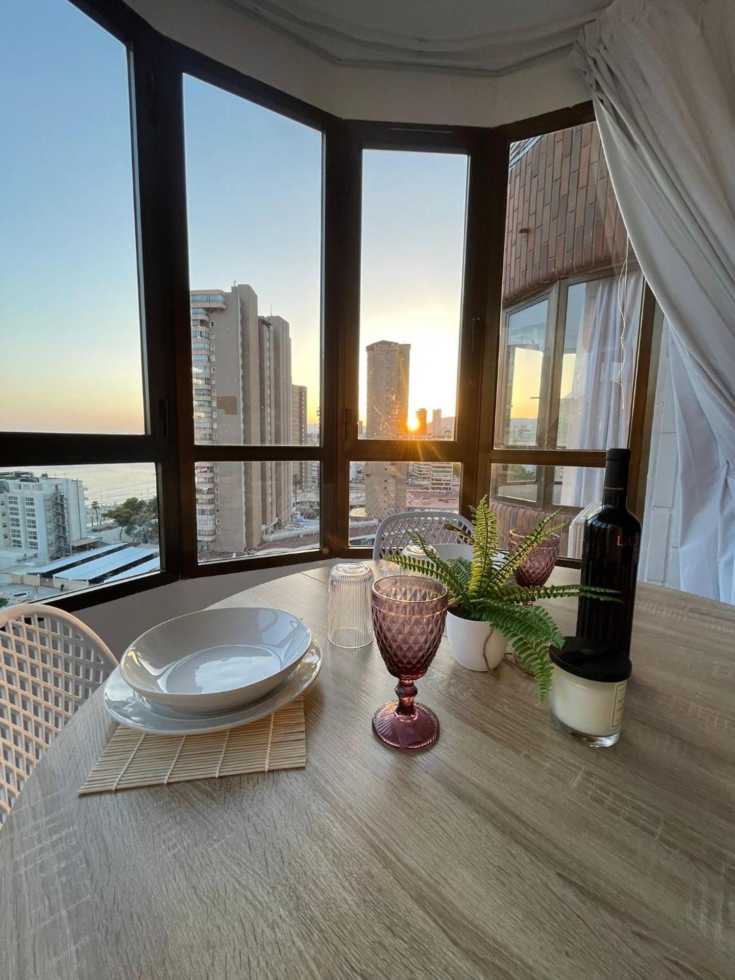 Suite Panoramic Benidorm Buitenkant foto