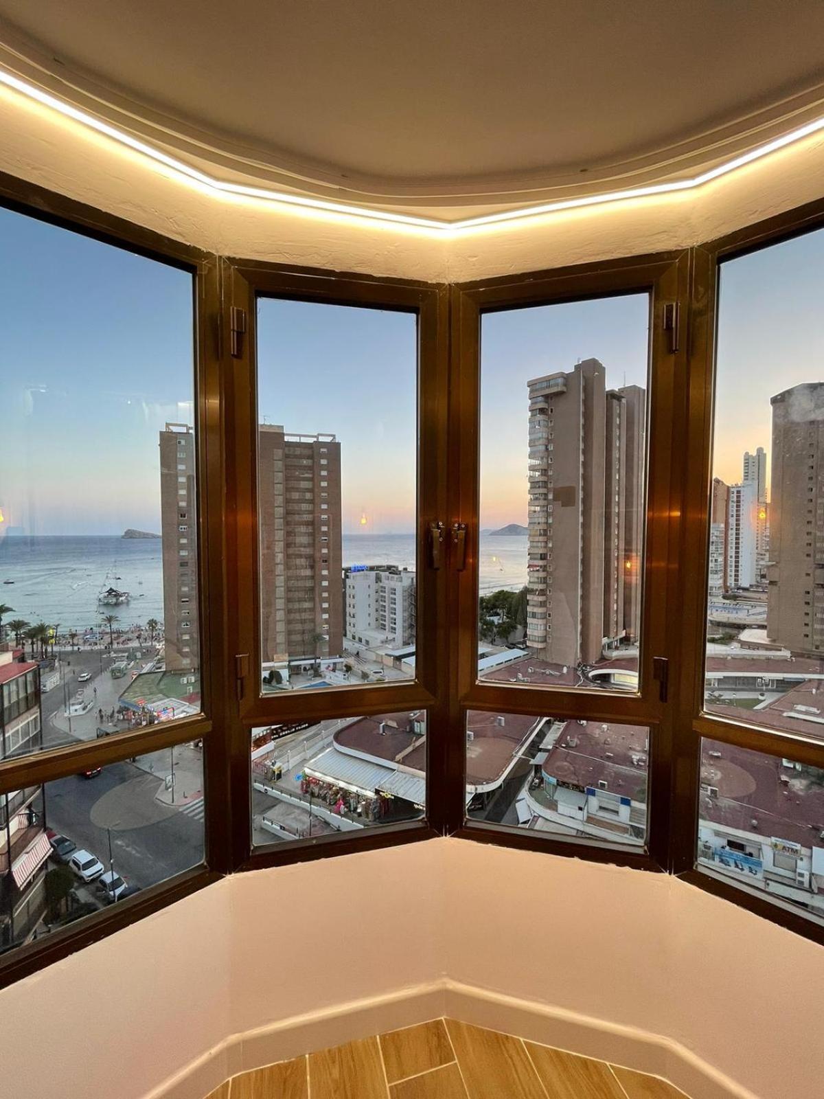 Suite Panoramic Benidorm Buitenkant foto